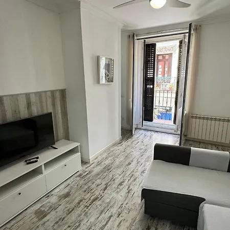 Apartamentos Day Madrid Plaza De Espana Centro Gran Via Sol Malasana Esterno foto